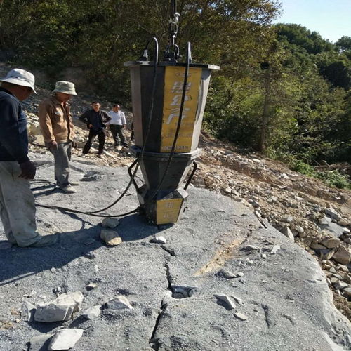 双鸭山双鸭山 遇到坚硬岩石头怎么破裂